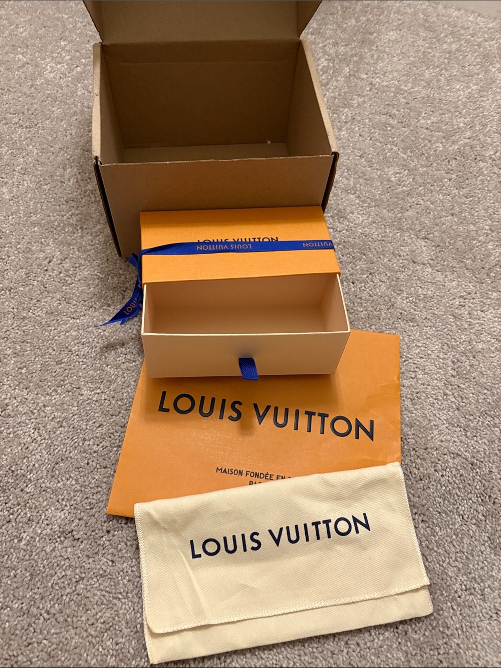 Louis Vuitton Orange Gift Box, Dust Bag, bag, Ribbon 7 x 3.5 x 3